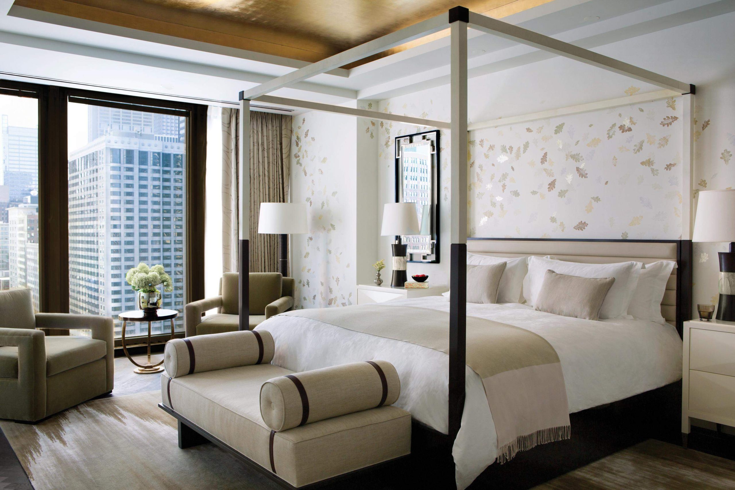 the-langham-chicago-leonardo-1300276-infinity_masterbedroom_17_o-531728