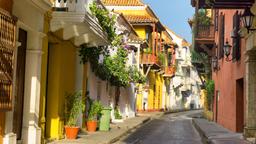 Find cheap flights from Quebec to Cartagena