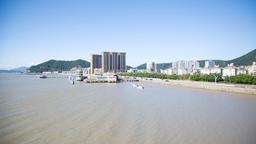 Zhoushan Hotels