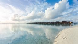 Find cheap flights from Montreal to Maldives