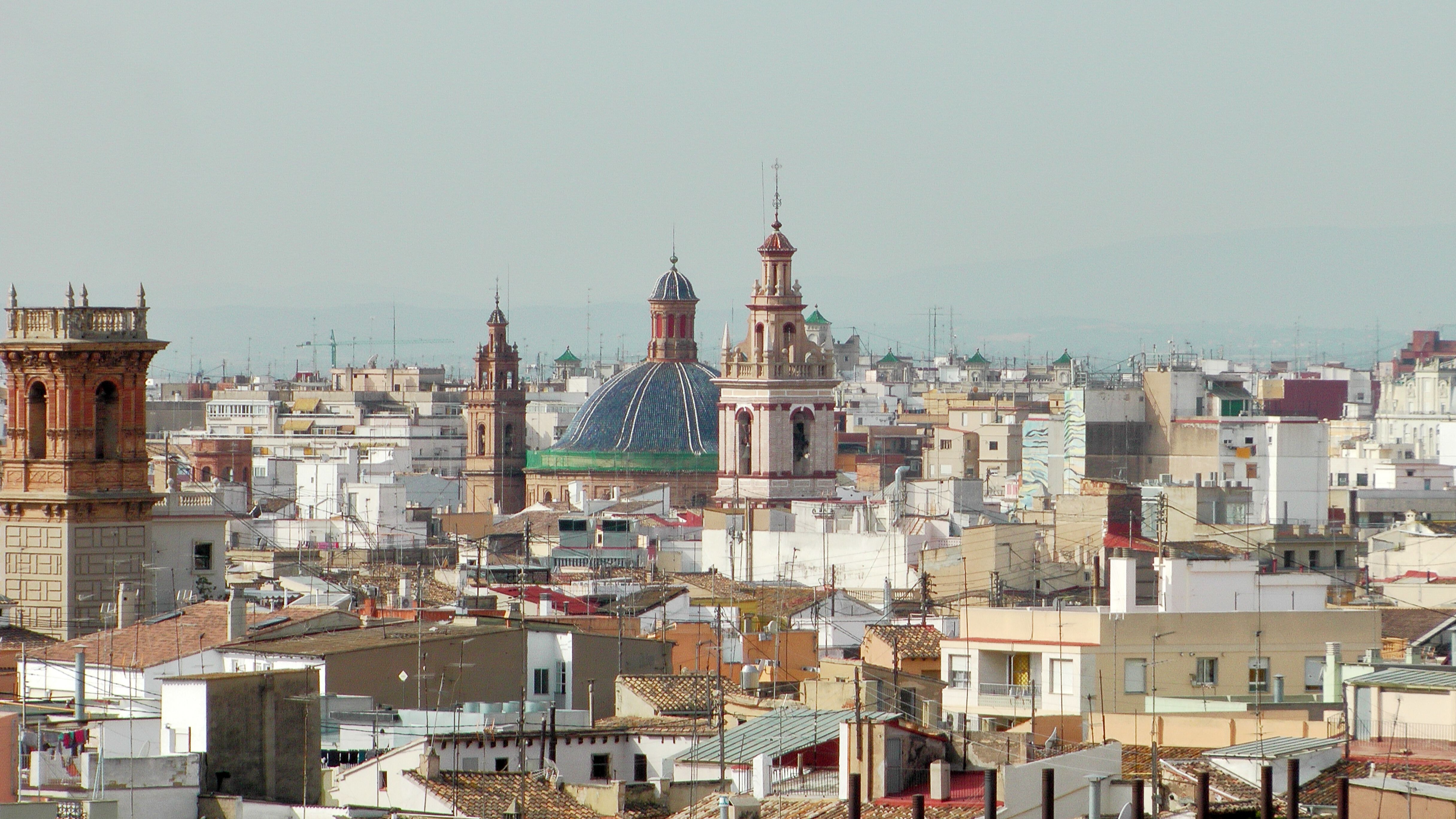Car Rental Valencia Joaquín Sorolla from C 28/day KAYAK