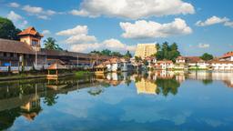 Find cheap flights from Edmonton to Thiruvananthapuram