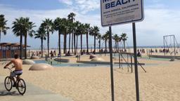 Find cheap flights from Québec City to Los Angeles