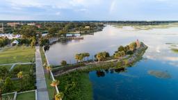 Find cheap flights to Kissimmee