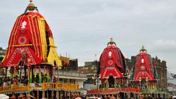 Find cheap flights from Calgary to India