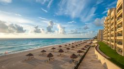 Find cheap flights from Ottawa to Cancún