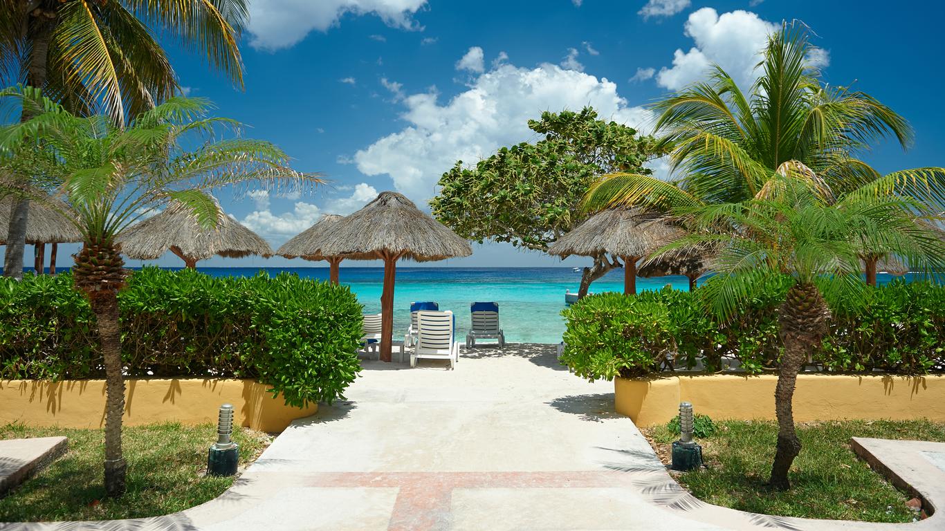 Cozumel Vacation Rentals from C$ 40/night | KAYAK
