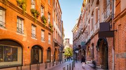 Find cheap flights to France