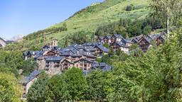 Taull Hotels