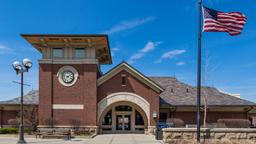 Oak Lawn Hotels