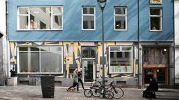 Find cheap flights from Edmonton to Oslo