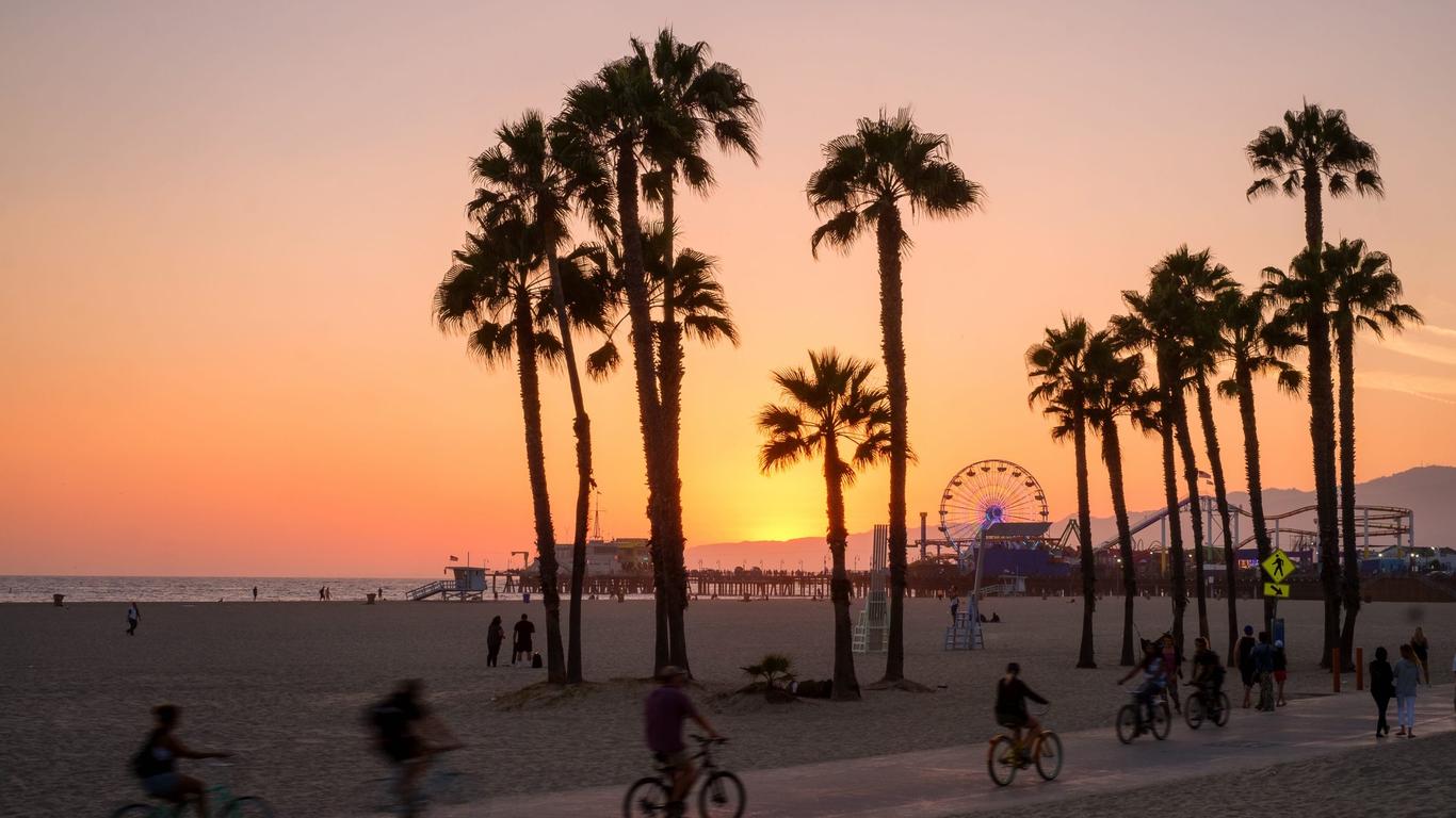 Los Angeles Travel Guide  Los Angeles Tourism - KAYAK