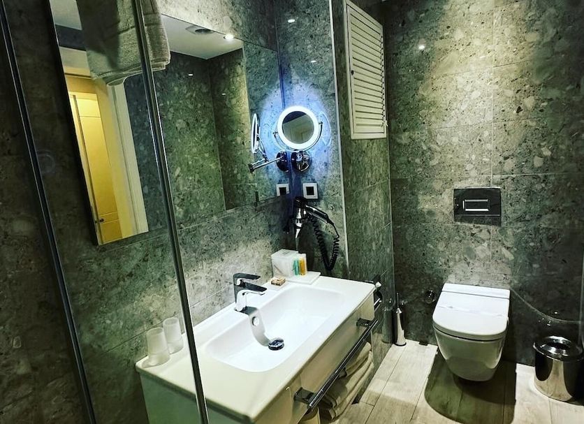 Bathroom Photo