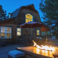 The Barn on Braden, Classic Splendor on the South Side