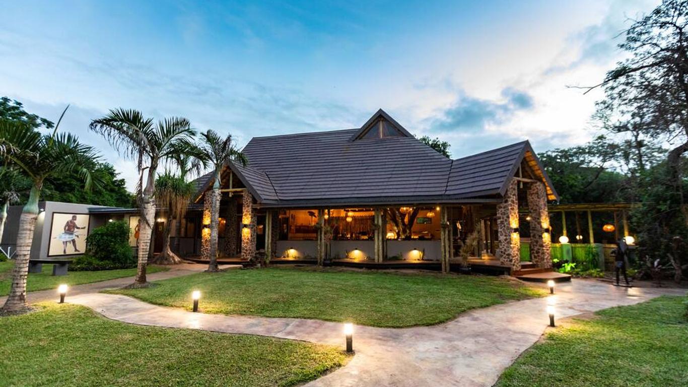 Gooderson Dumazulu Lodge