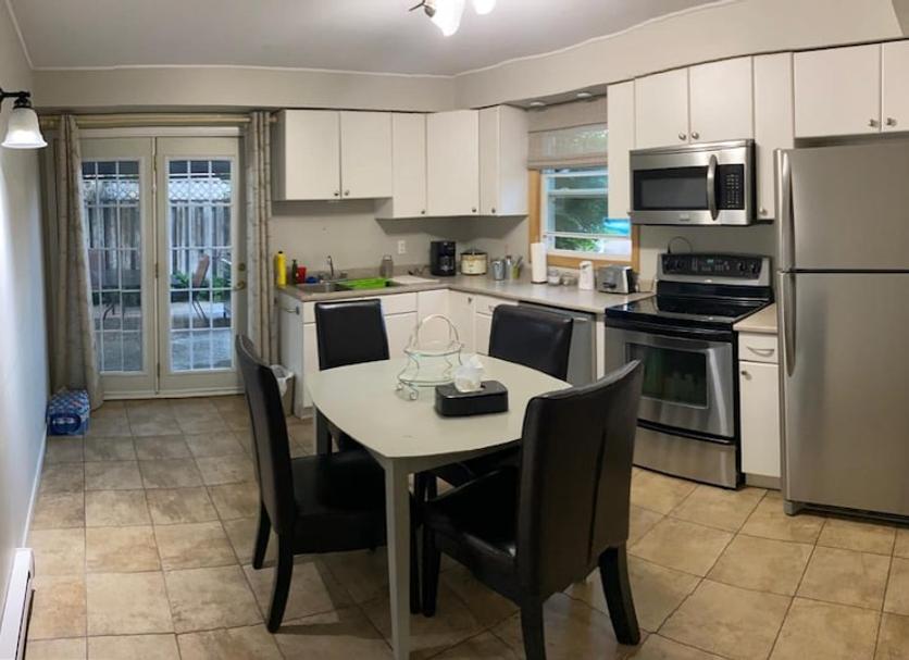Kitchen Photo