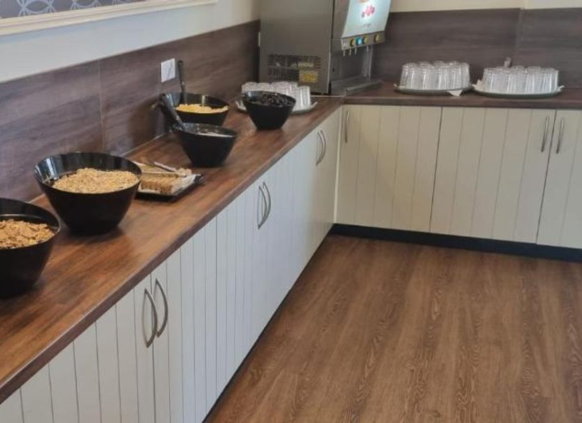 Buffet Photo