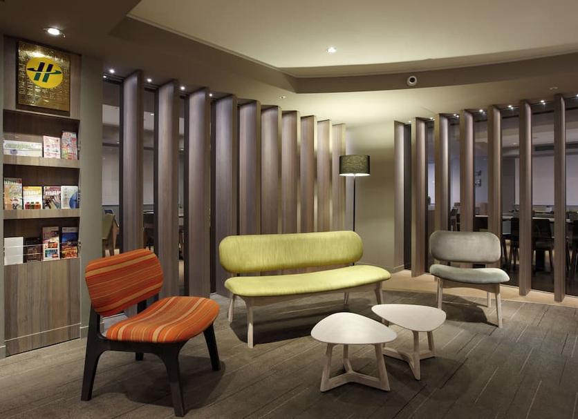Lounge Photo