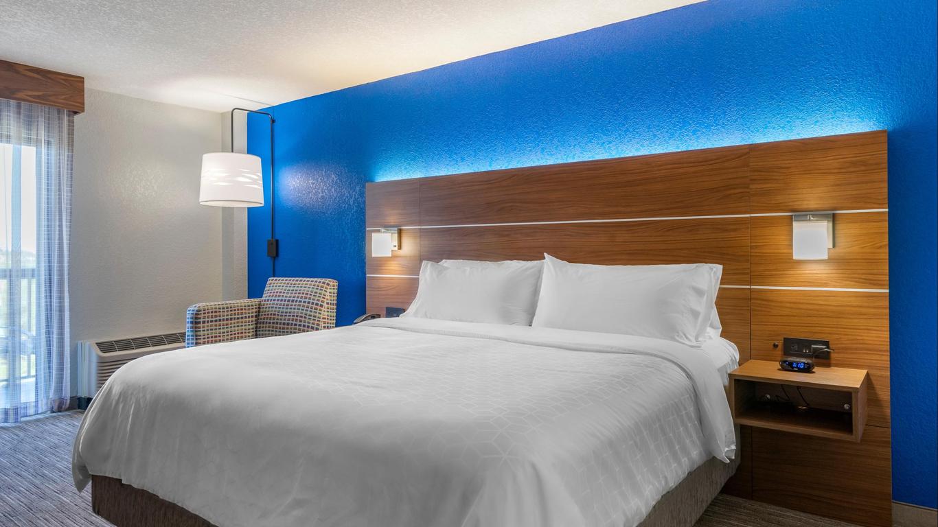 Holiday Inn Express Cape Coral-Fort Myers Area