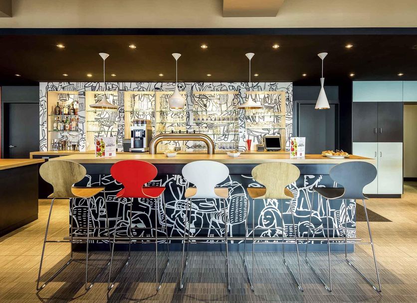 Bar Photo