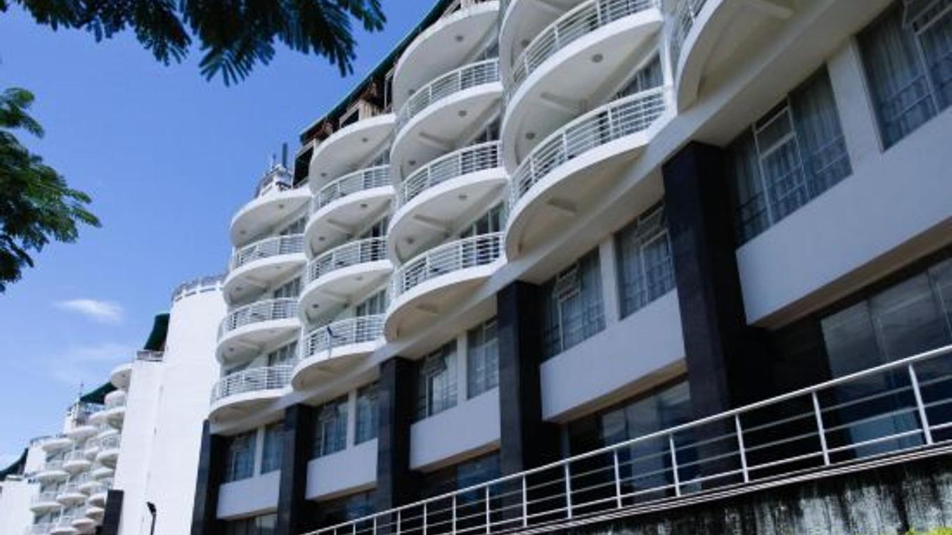 La Waterfront Hotel Shenzhen