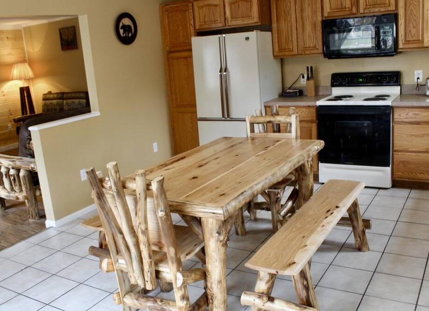 Dining room Photo