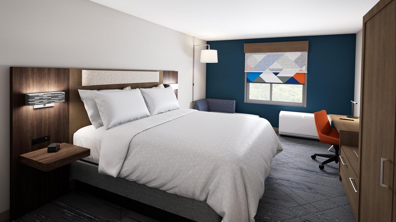 Holiday Inn Express & Suites Moose Jaw