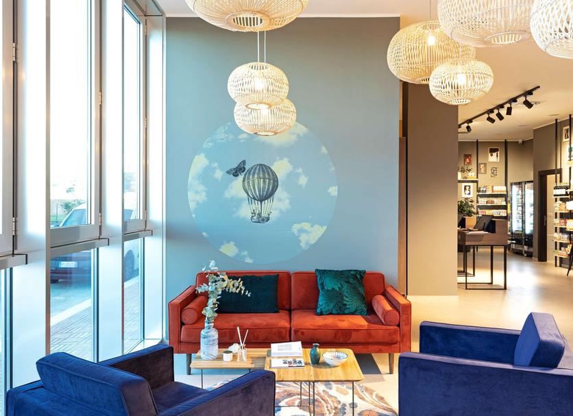 Lobby Photo
