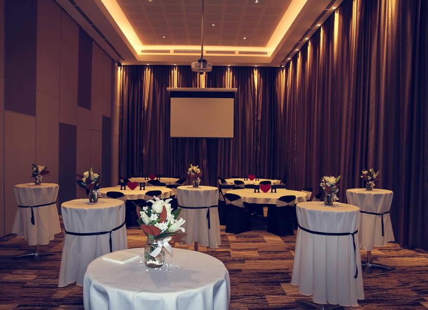 Banquet hall Photo