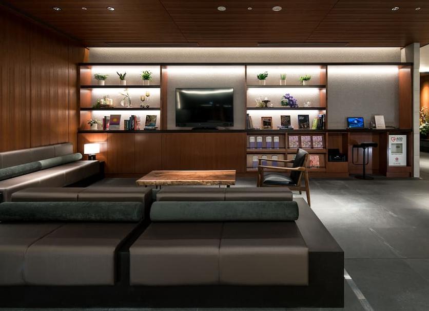 Lounge Photo
