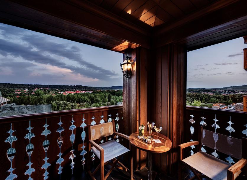 Balcony Photo