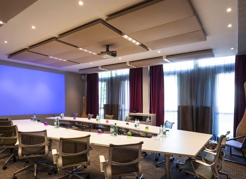 Conference room Photo