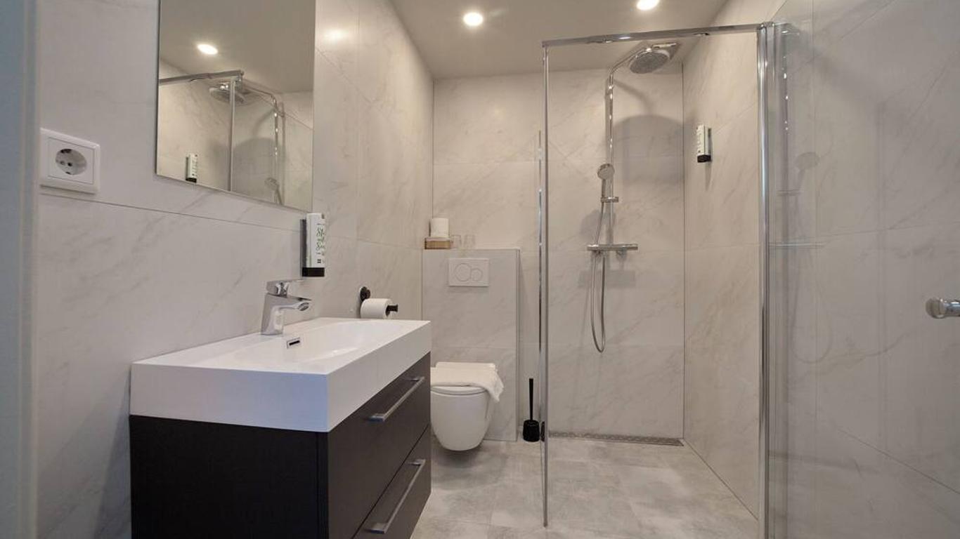 Aadam Hotel Wilhelmina