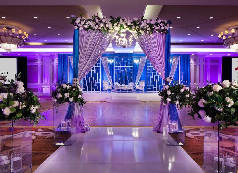 Banquet hall Photo