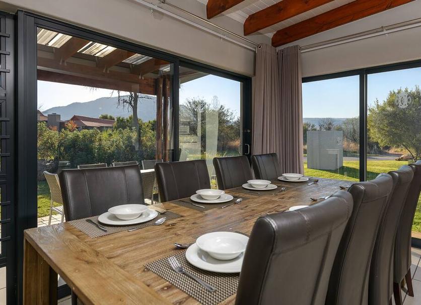 Dining room Photo
