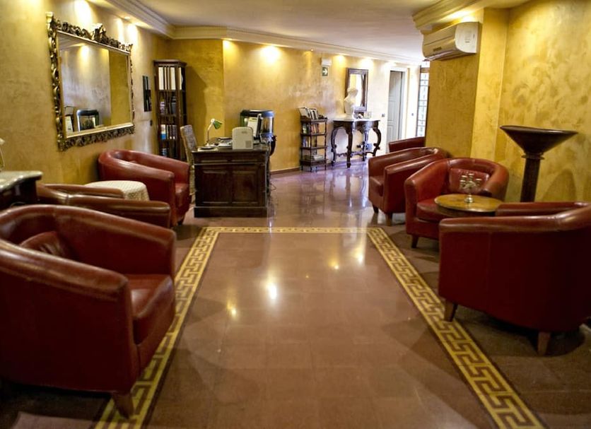 Lounge Photo