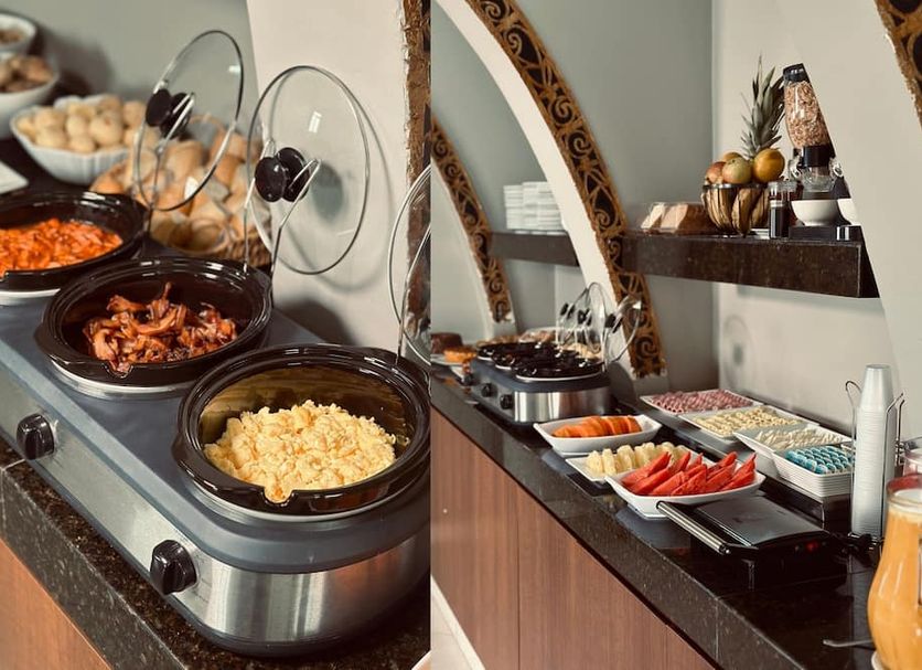 Buffet Photo