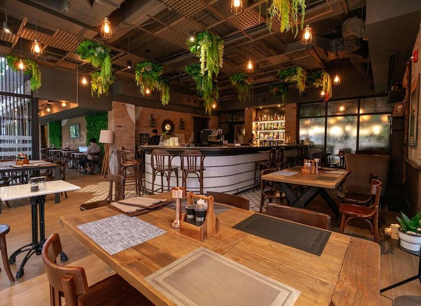 Restaurant Photo
