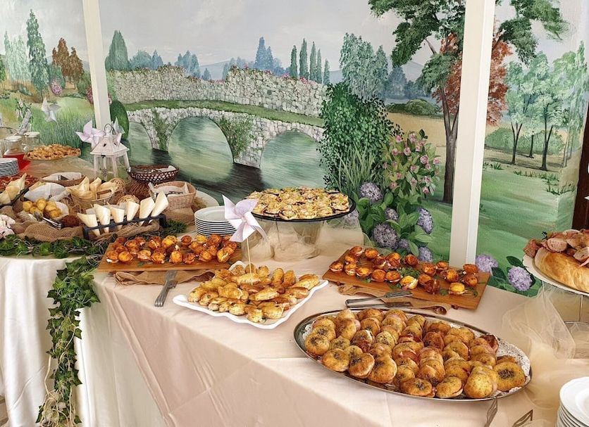 Buffet Photo