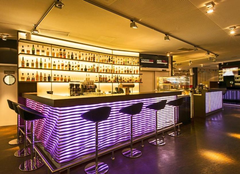 Bar Photo
