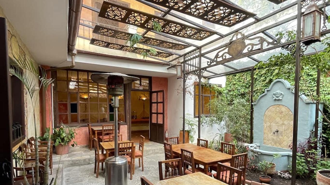 Casa Del Aguila