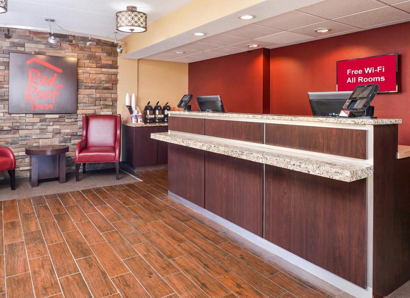 Front desk Photo