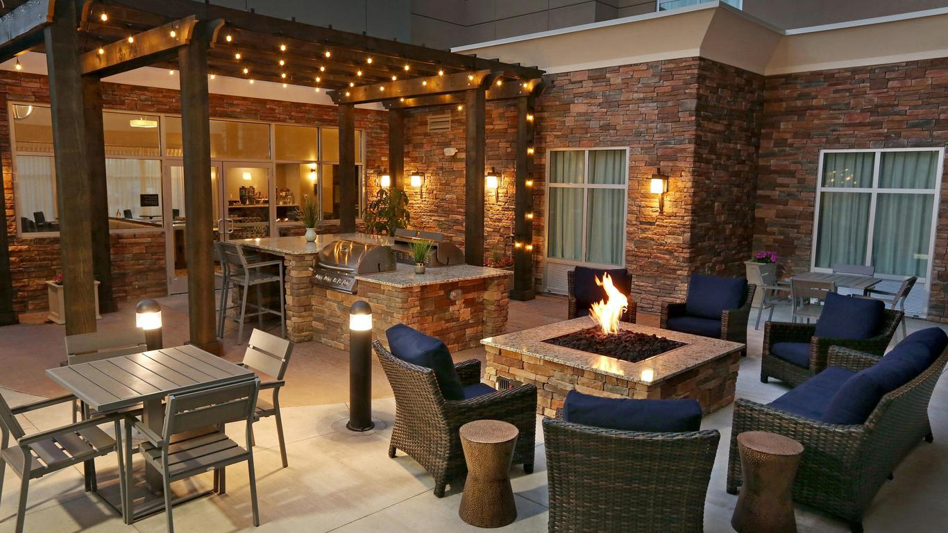 Homewood Suites by Hilton - West Fargo/Sanford Medical Center Area