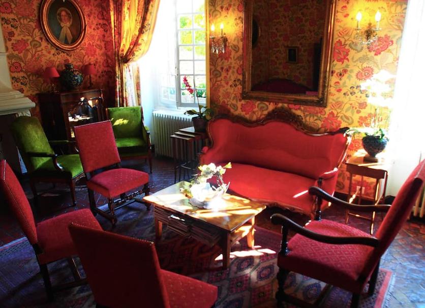 Lounge Photo