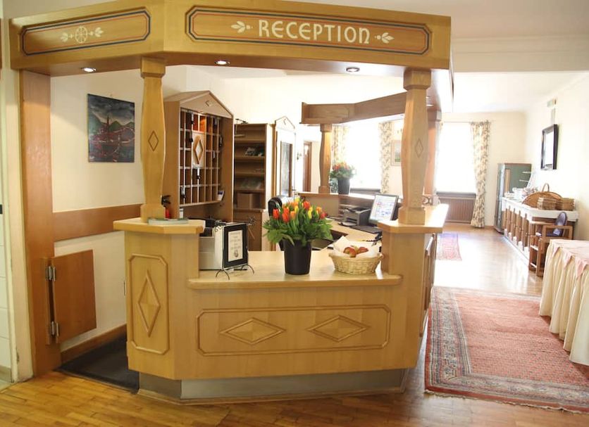 Front desk Photo