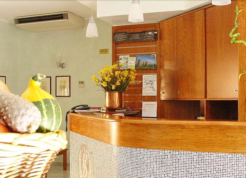 Front desk Photo