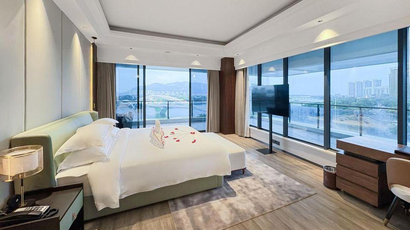 Badminton Hotel
