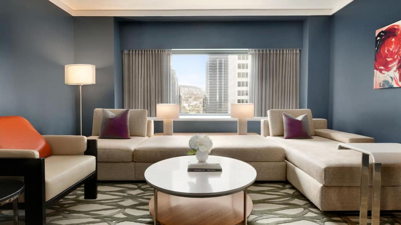 Fairmont The Queen Elizabeth Gold Experience