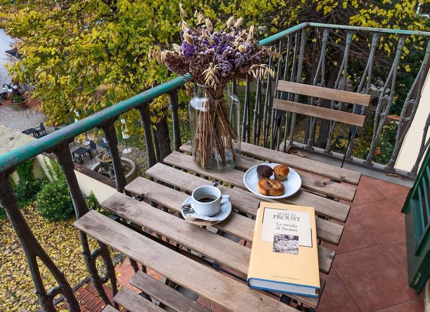 Balcony Photo