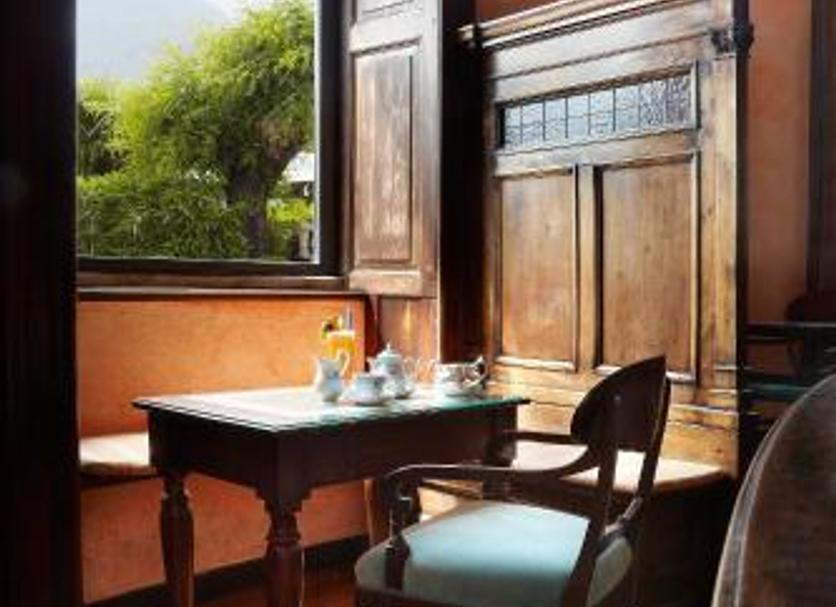 Dining room Photo